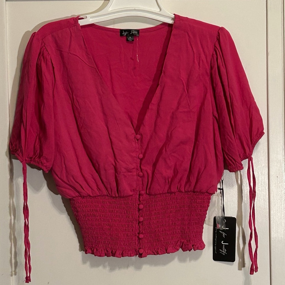 NWT Top J for JUSTIFY Bright Barbie pink v-neck crepe Size XL Super Flattering